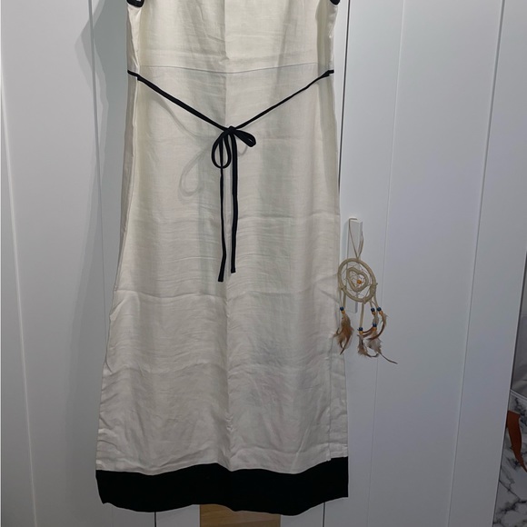 Dress - Picture 12 of 13